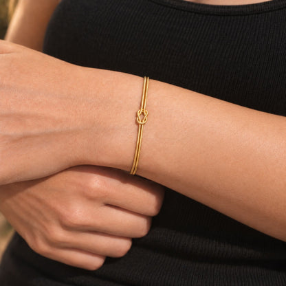 Liebesknoten Armband – Symbol unzerbrechlicher Liebe