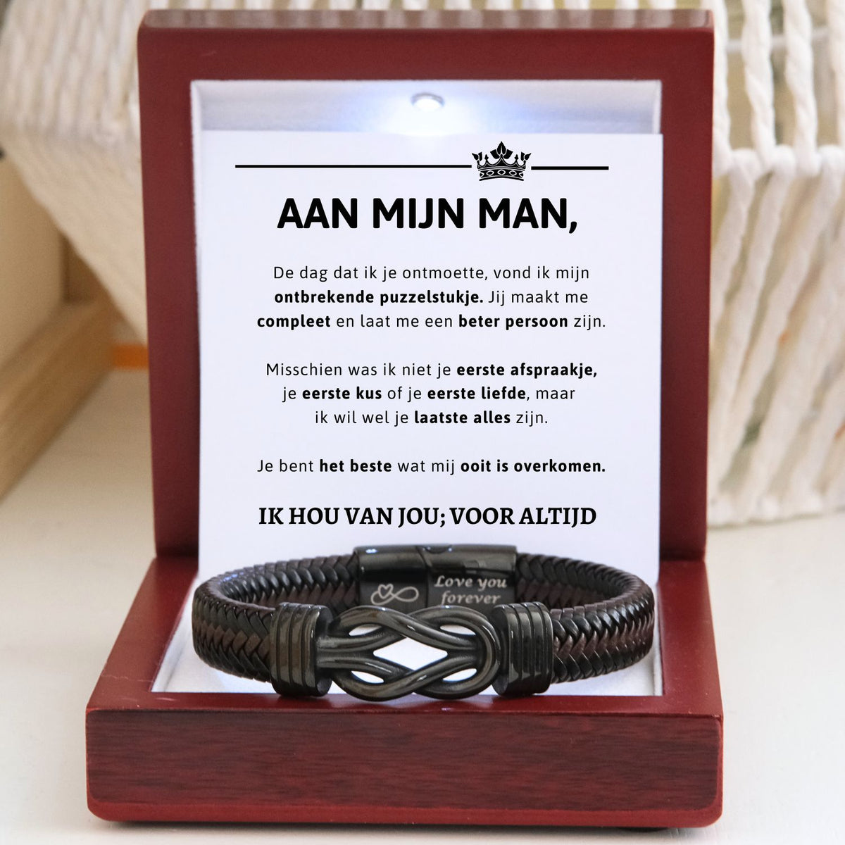 Zwarte infinity armband Aan mijn Man in luxe mahonie LED-doos