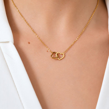Ewige Rose Box – Personalisierte Kette mit Gravur & echte Rose