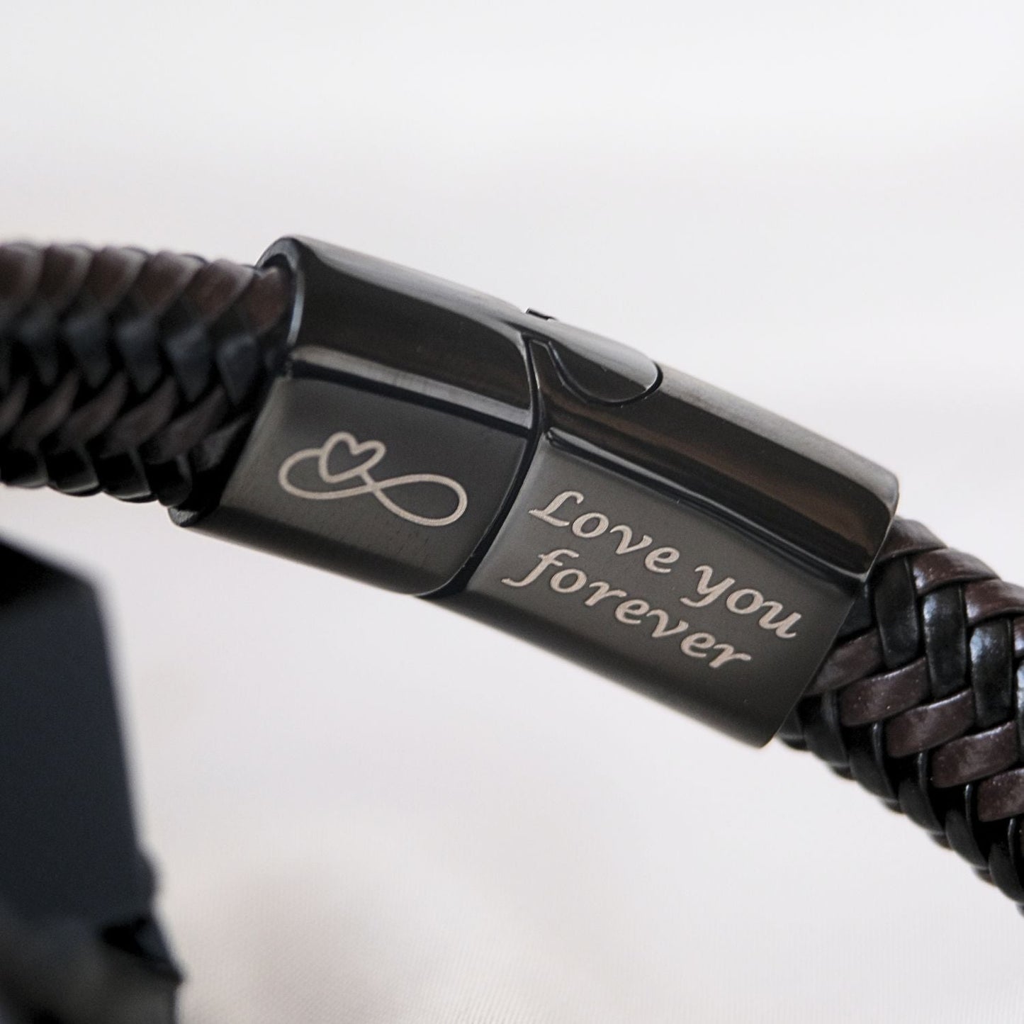 Für meinen Enkel – Schwarzes Infinity-Armband - B16-T50