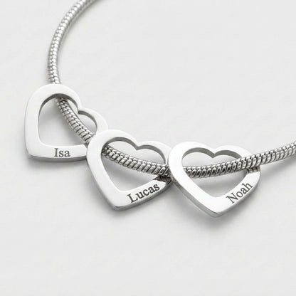 Bettelarmband mit Herzen mit Gravur – Personalisiert