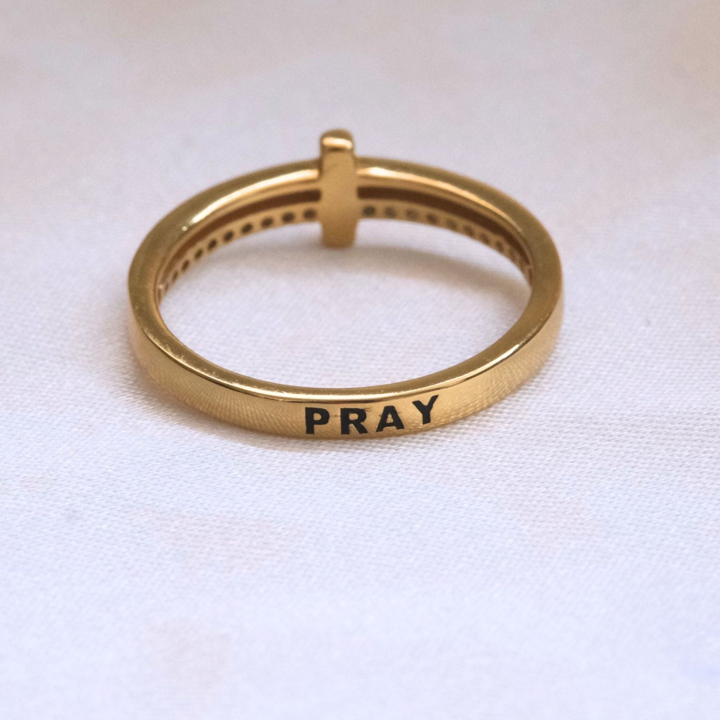Pray Ring - R19